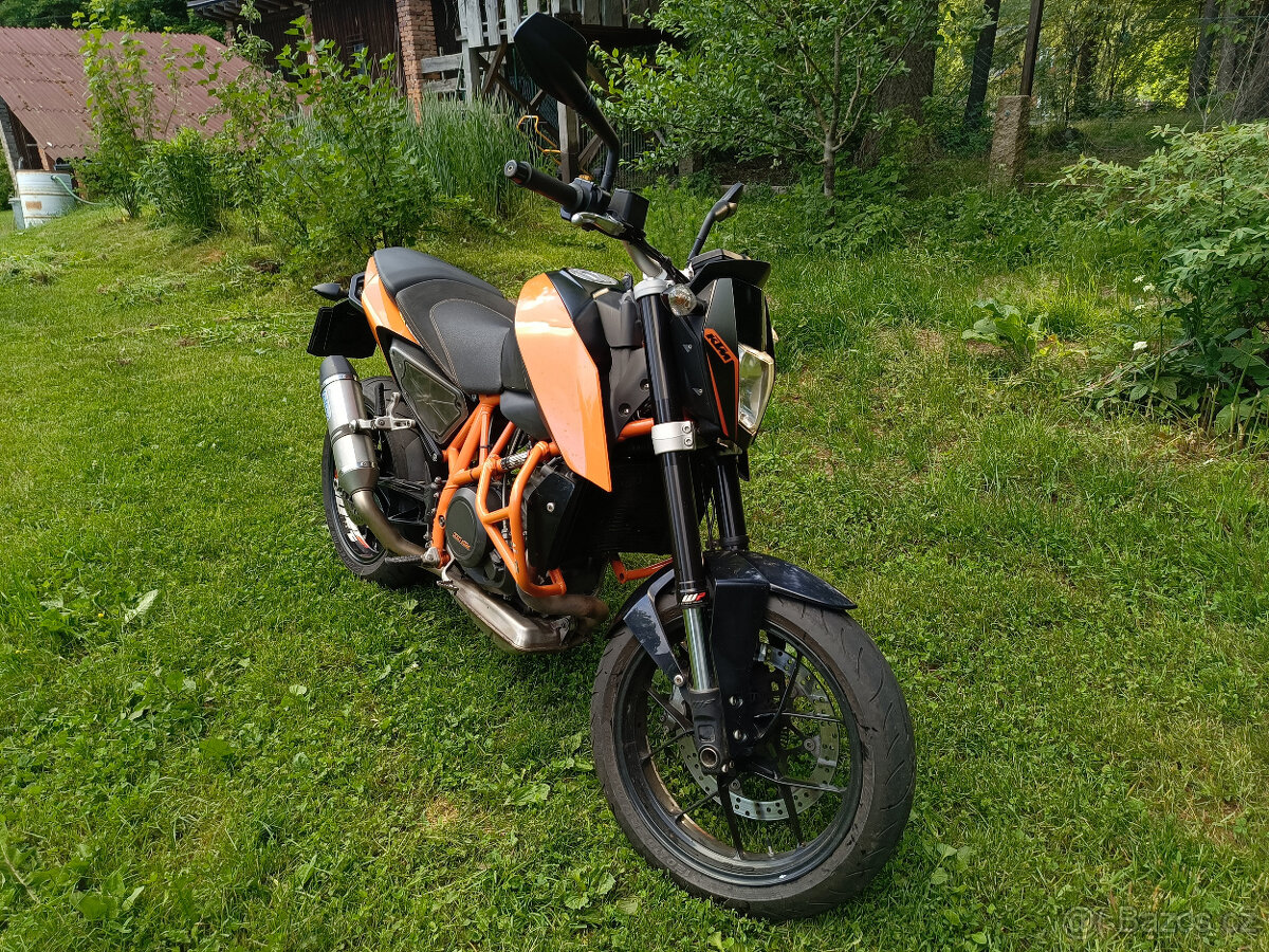 KTM 690 Duke 2015 - 4
