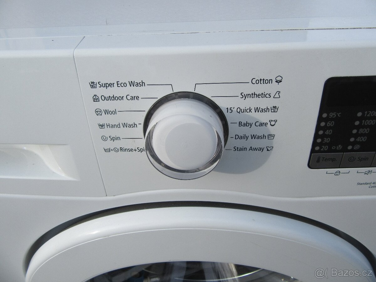 Nabízím pračku Samsung Eco buble přední plnění na 7 kg prádl - 4