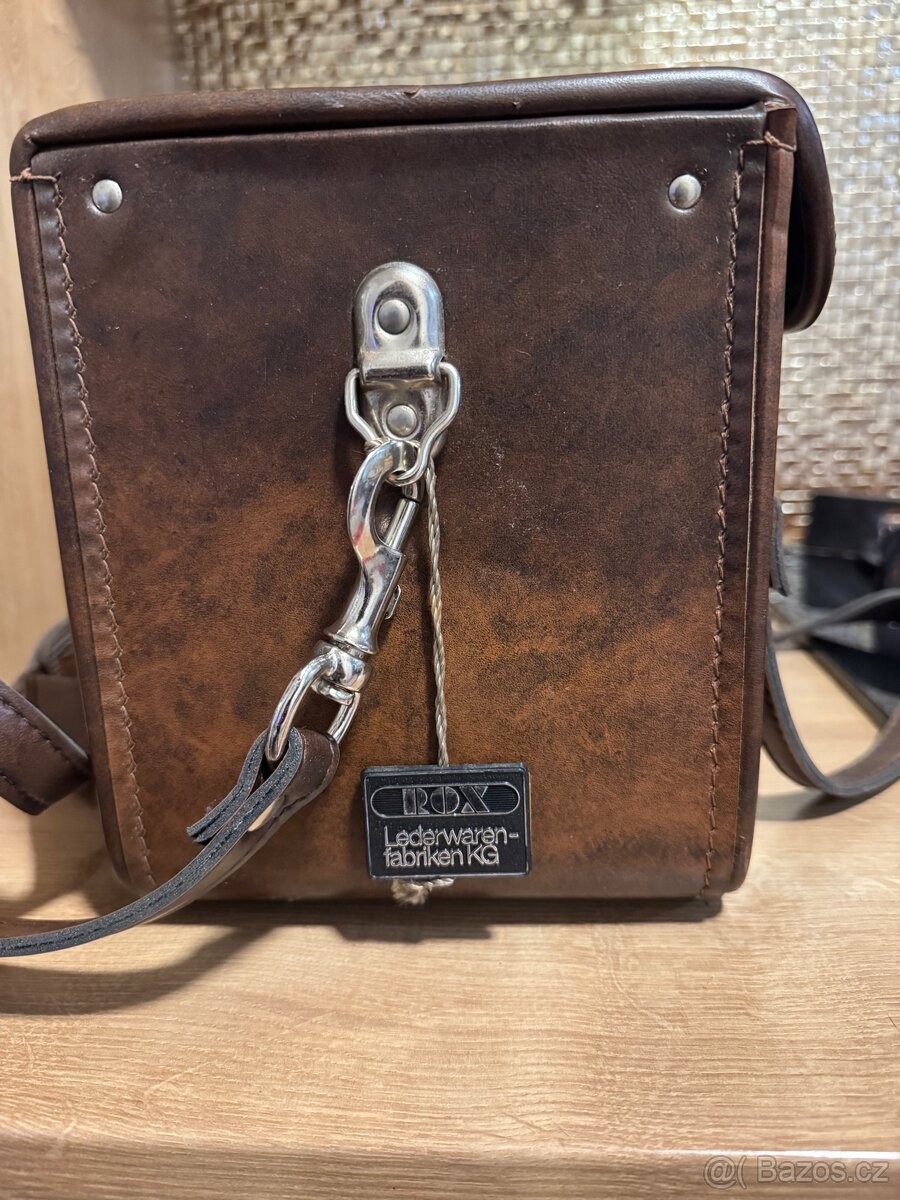 Retro foto sbírka Polaroid SONAR OneStep + příslušenství - 4