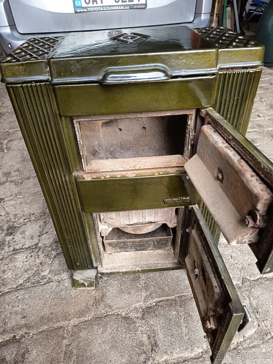 Starožitná litinová kamna - 4