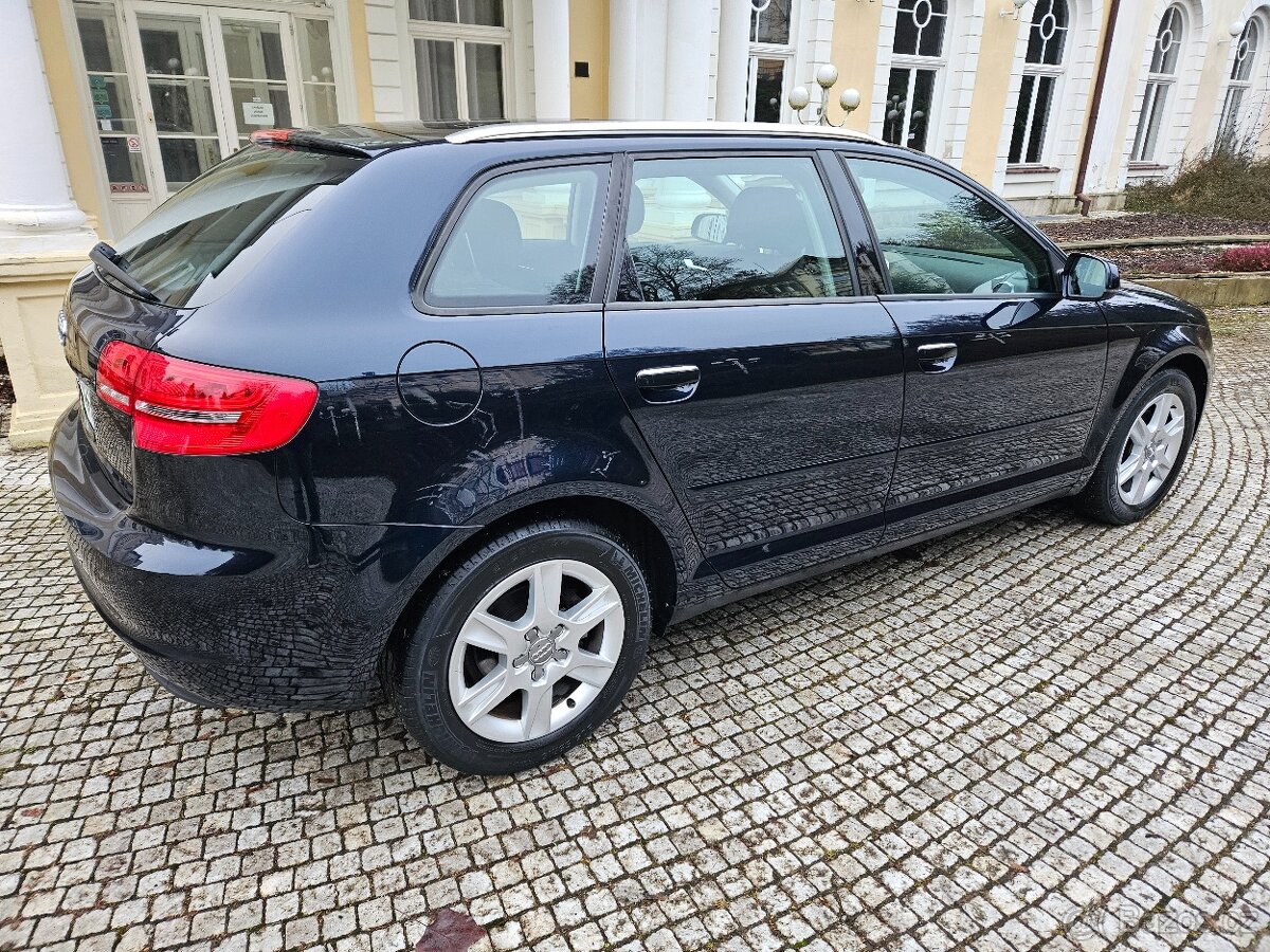 Audi A3 Sportback 1.4 TFSI 92 kW 2011, 184.000 km,2 sady kol - 4
