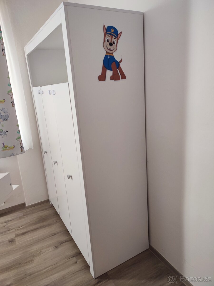 Dětská šatní skříň - 4