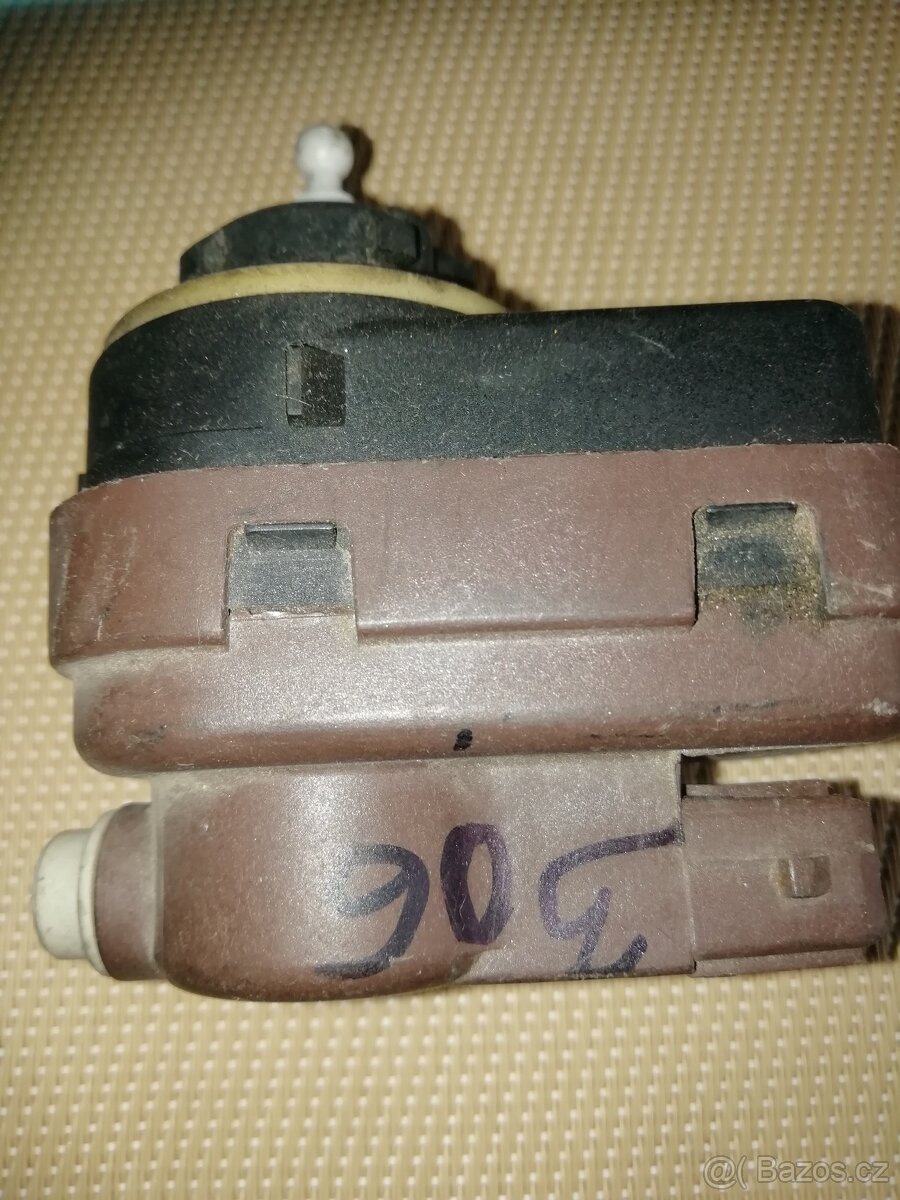 servo motor seřizovače světlometů Valeo - 4