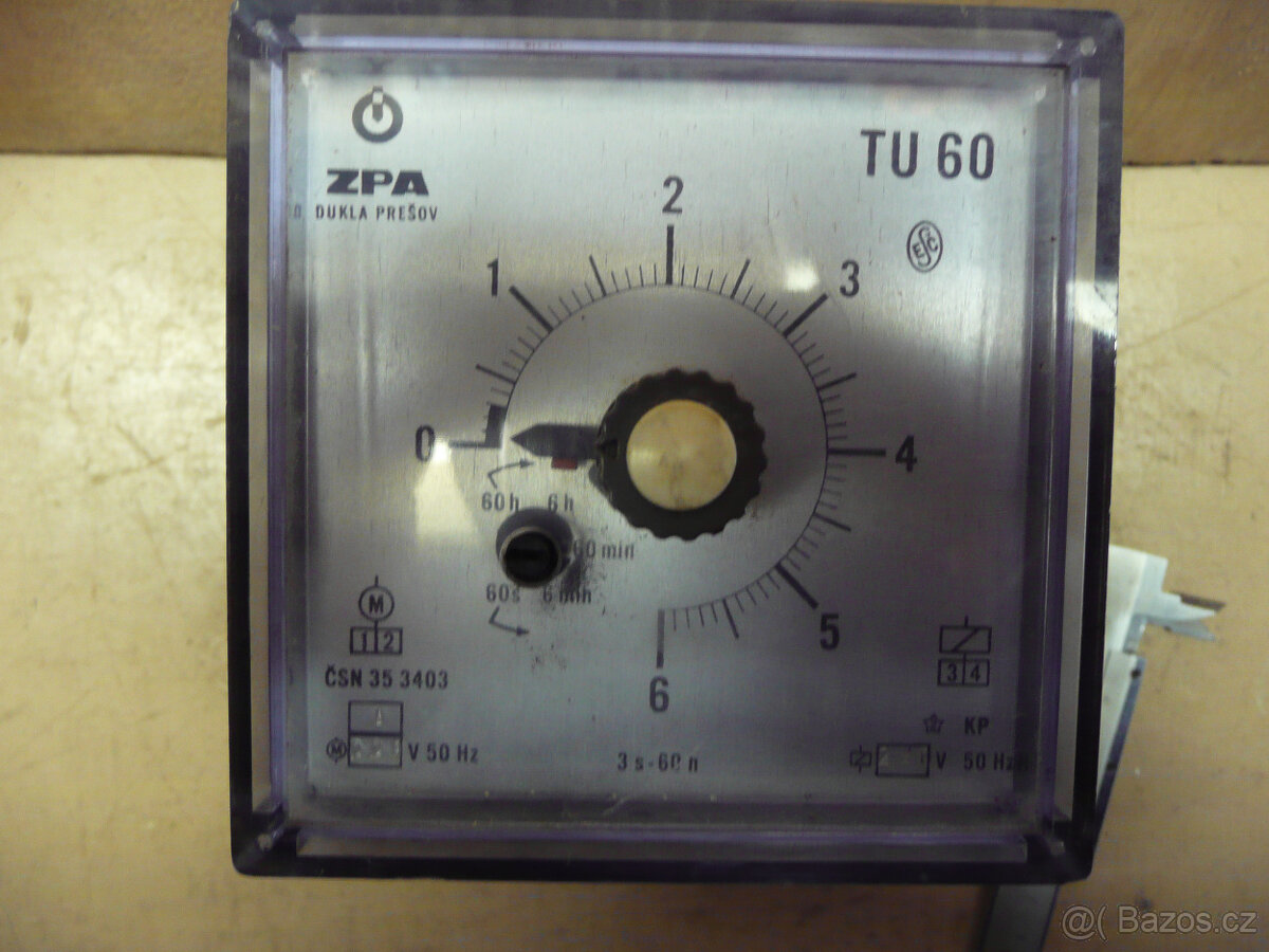 Spínací hodiny TU60 - 4