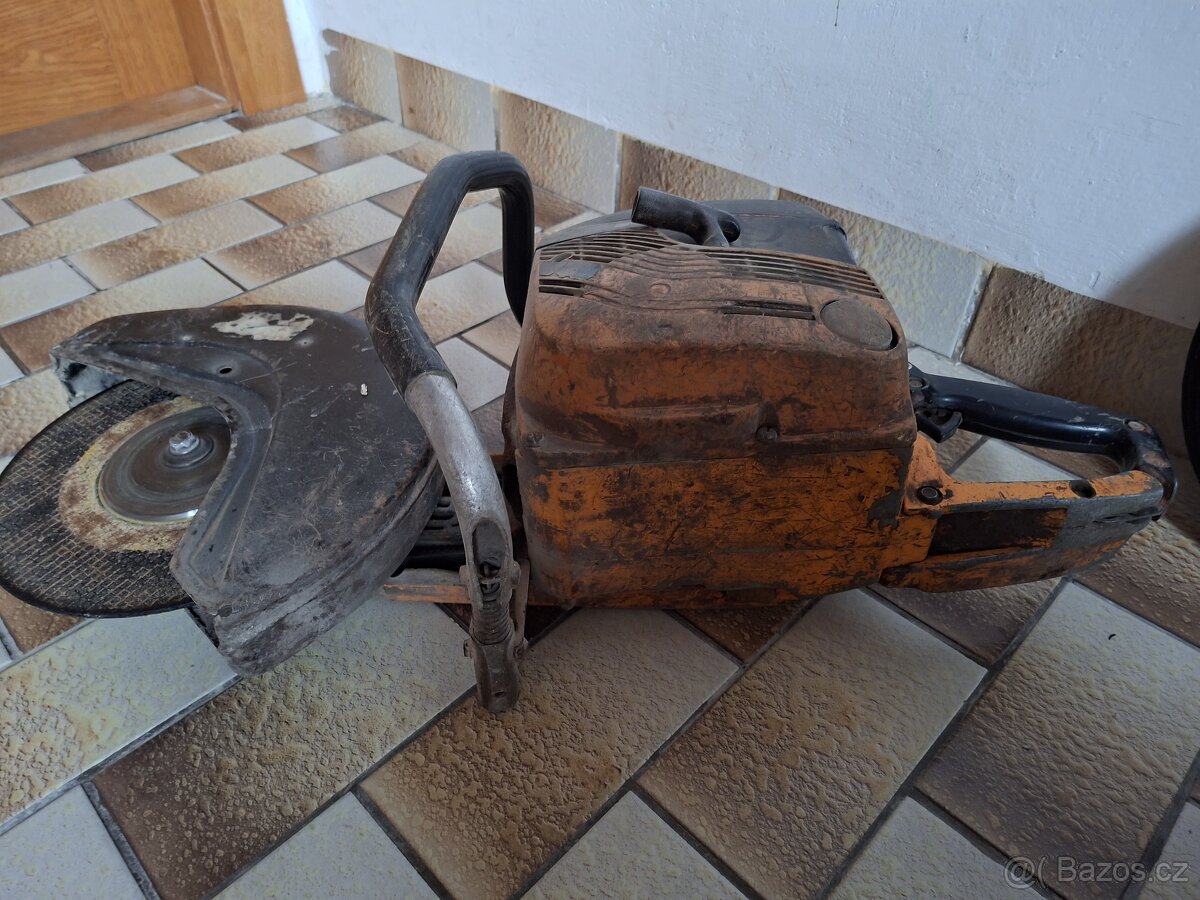 Rozbrusovaci pila PARTNER, + 8 kotoucu - 4