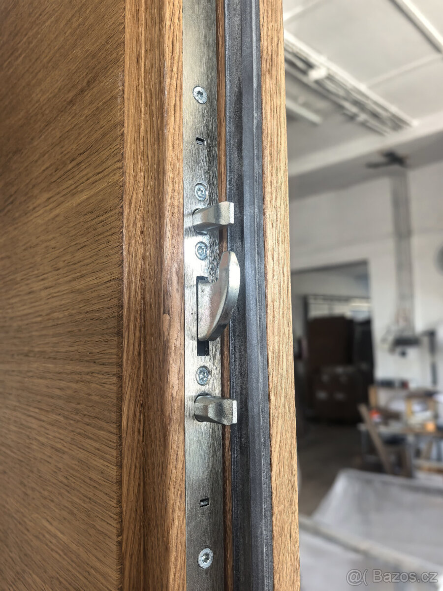 Vchodové dveře dřevěné dub - 4