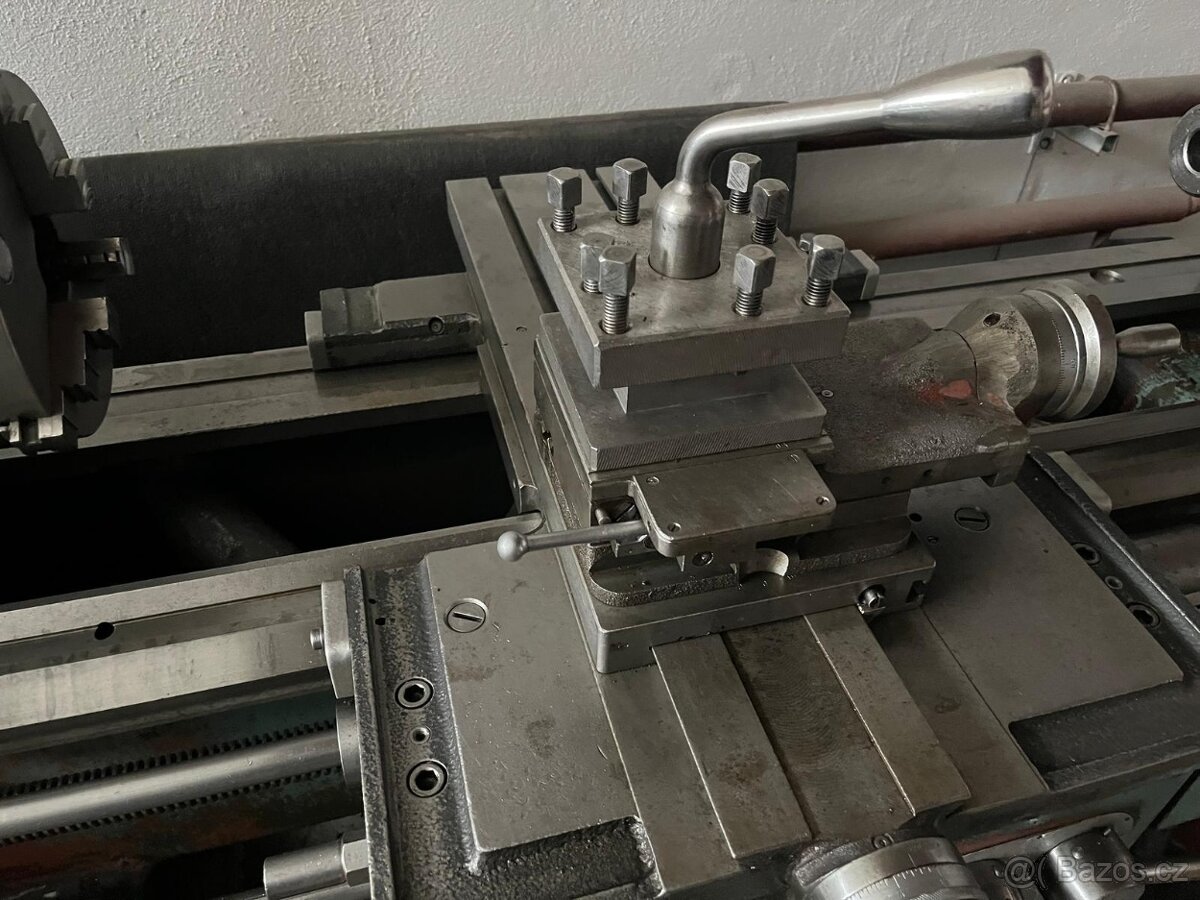 Soustruh SV18-RD s plynulou regulací - 4