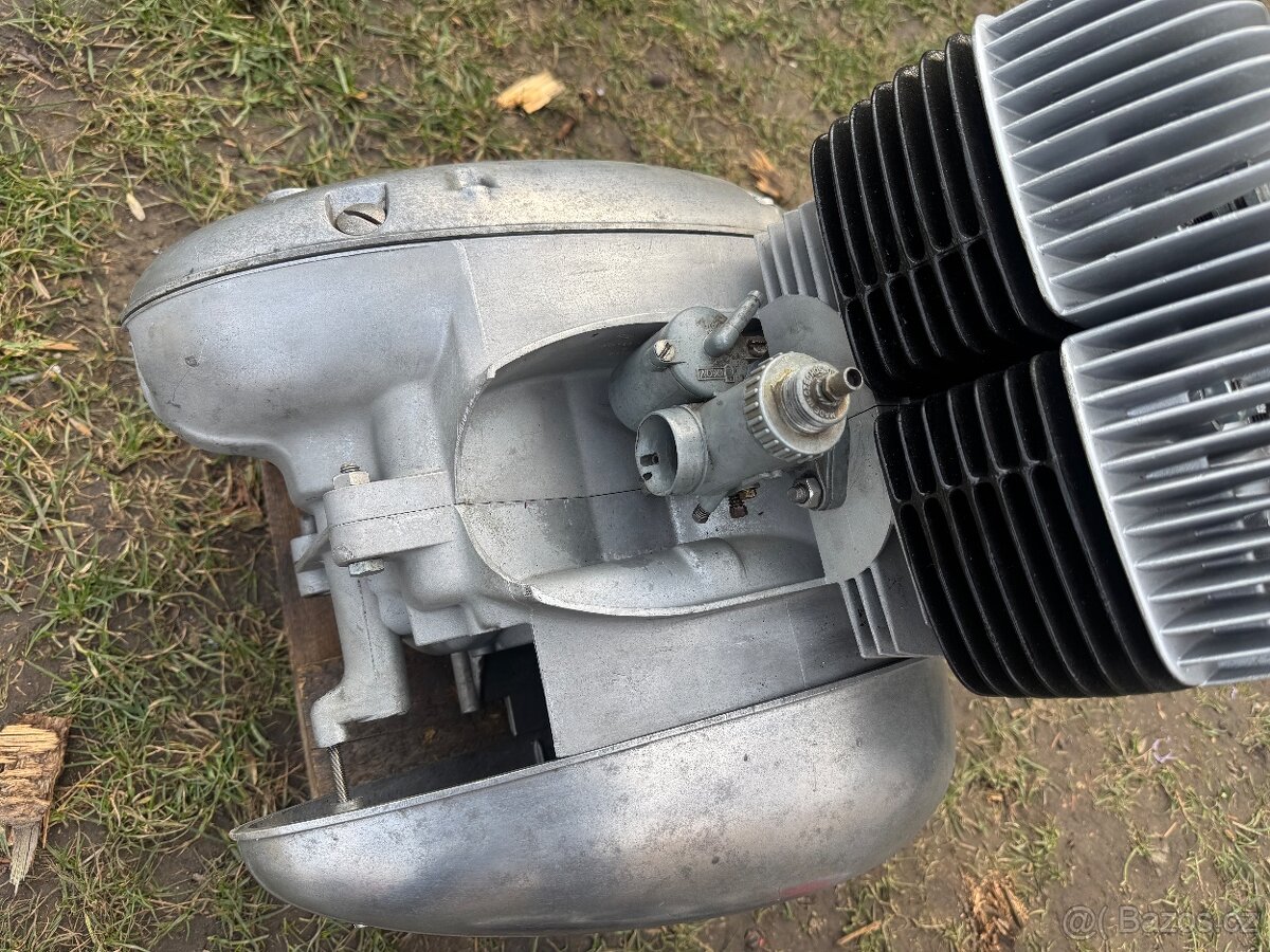 Motor Jawa 350 - 4