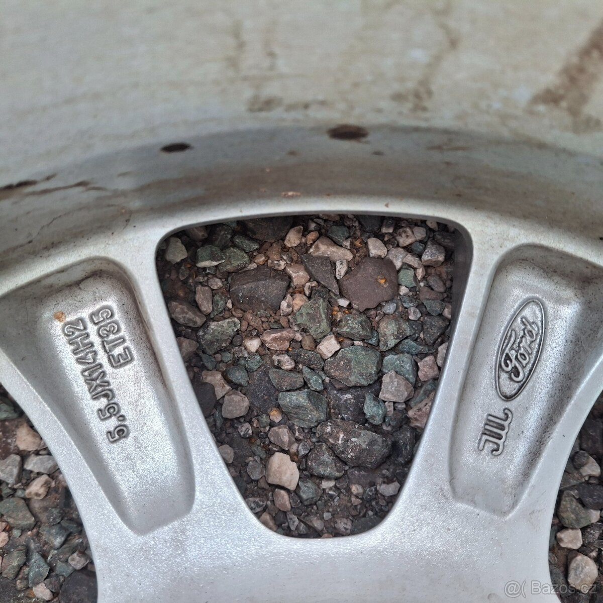 Celoroční pneu + Alu disky Ford Ka - 4