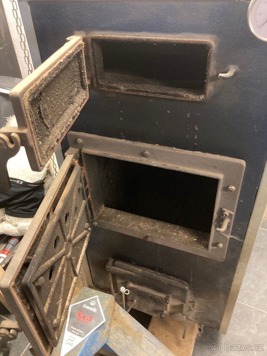 kotel na dřevo a pevná paliva 30 kw - 4