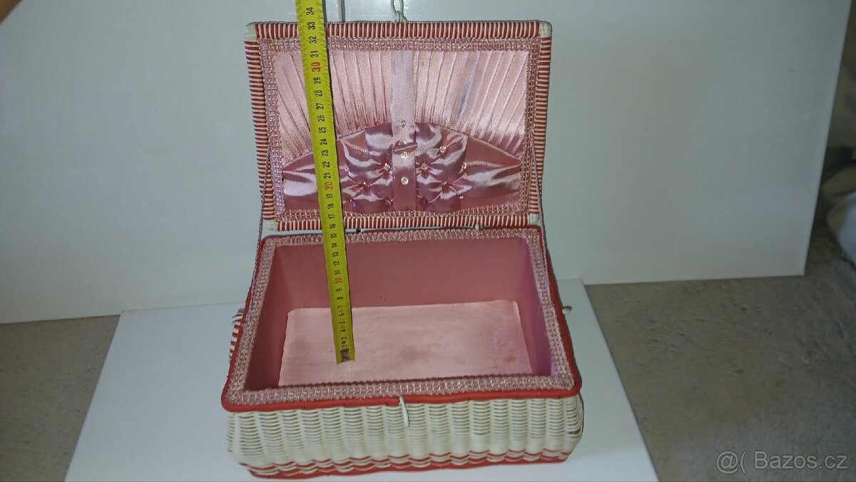 Kazeta na šití dle fotek 2ks, cena je za 1ks - 4