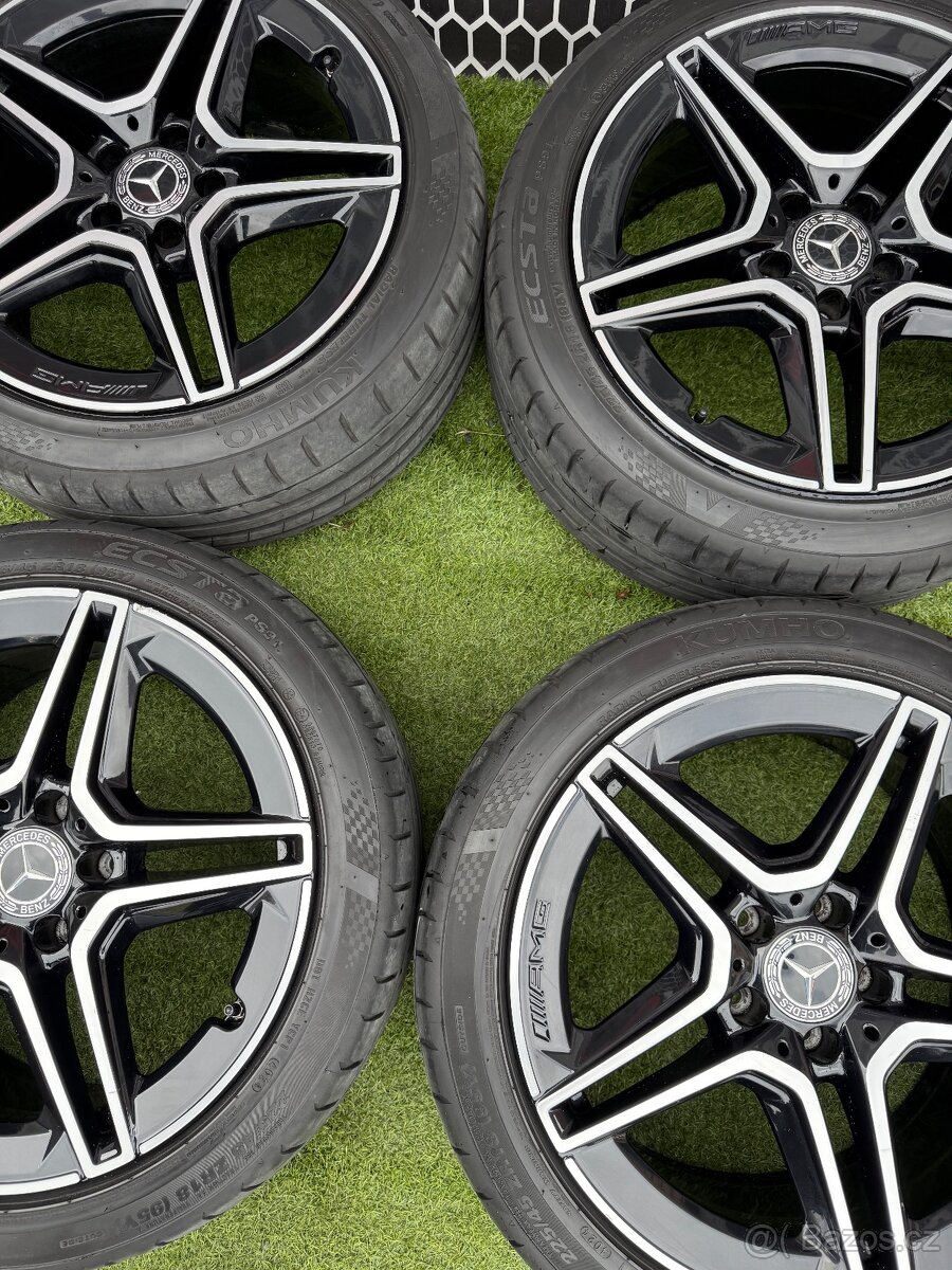 Mercedes AMG A/CLA/B CLASS - 225/45 R18 LETNÍ ORIGINÁL - 4