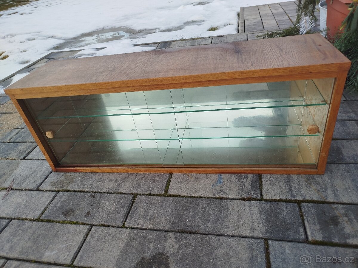 Skleněné vitríny na modely - 4