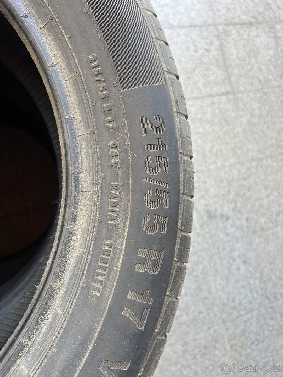 Prodám letní 4ks 215/55R17 Continetal - 4
