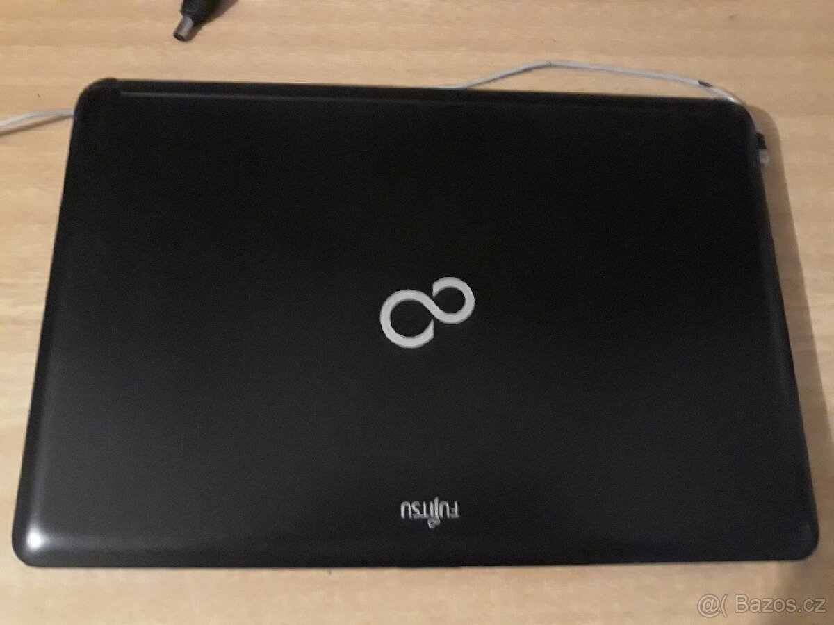 Fujitsu lifebook A530, i3, W10, 250 disk, 4.Ram - 4