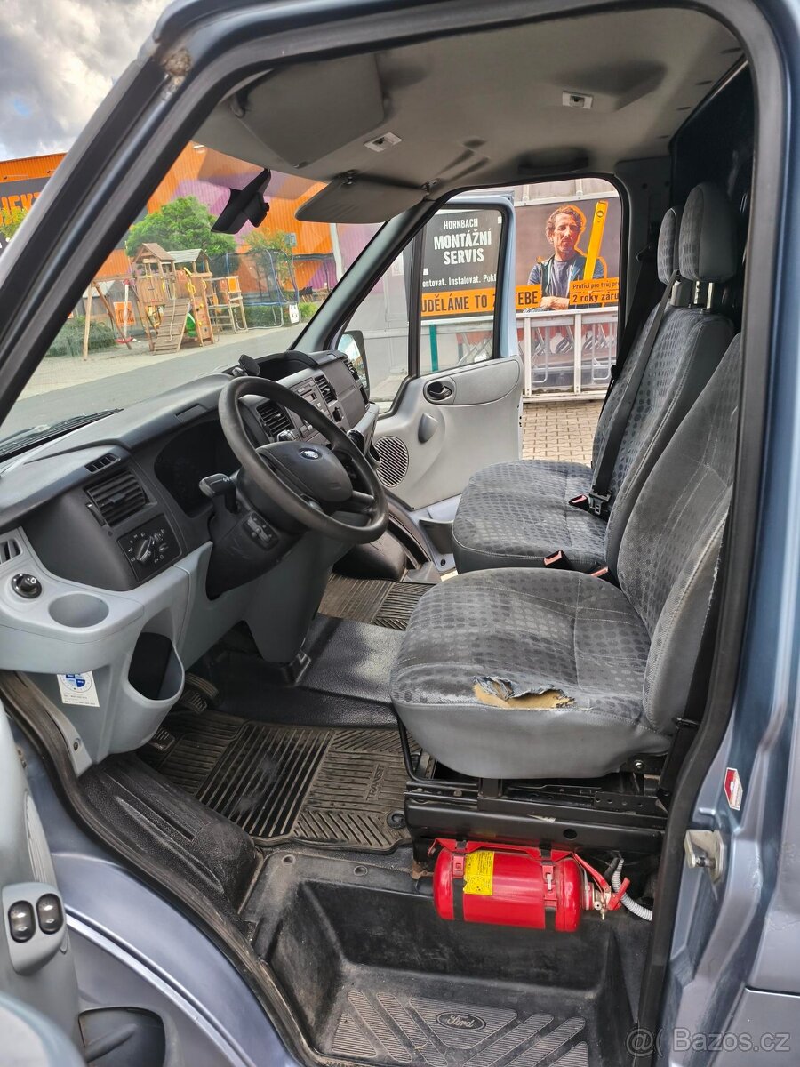 Ford Transit - 4