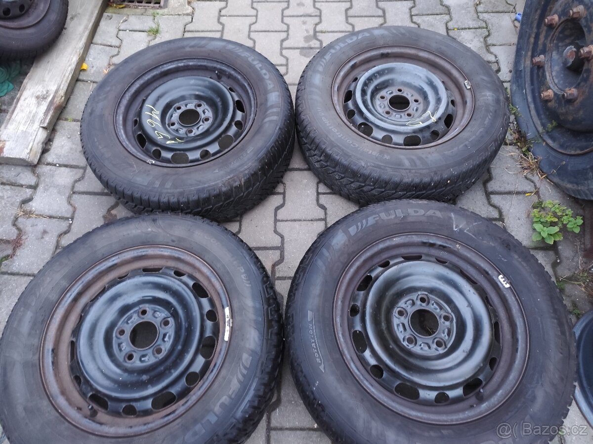Zimní 215/65/16, disky 5 x 114,3 Mazda - 4