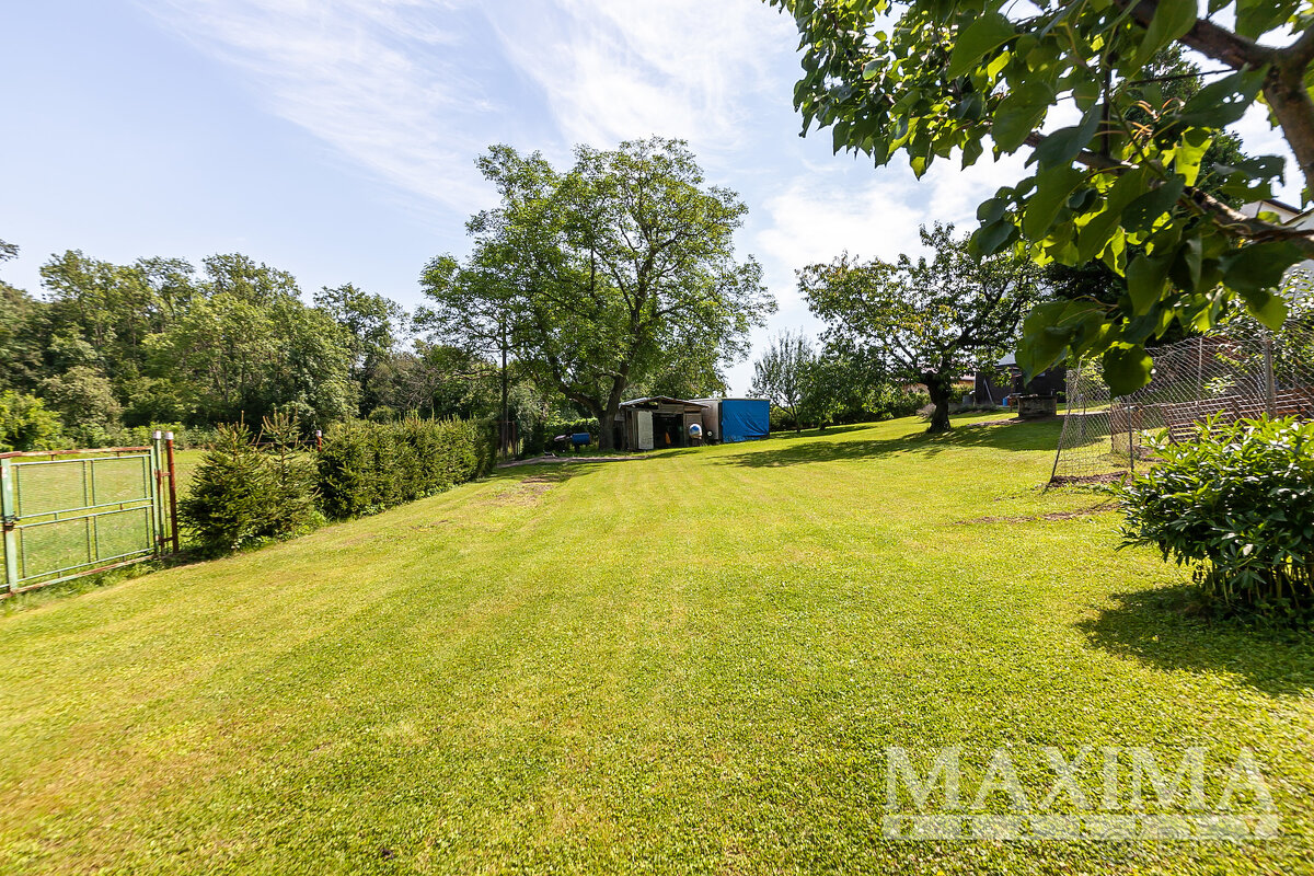 Pozemek o ploše 886 m2 - Panenské Břežany, Panenské Břežany - 4