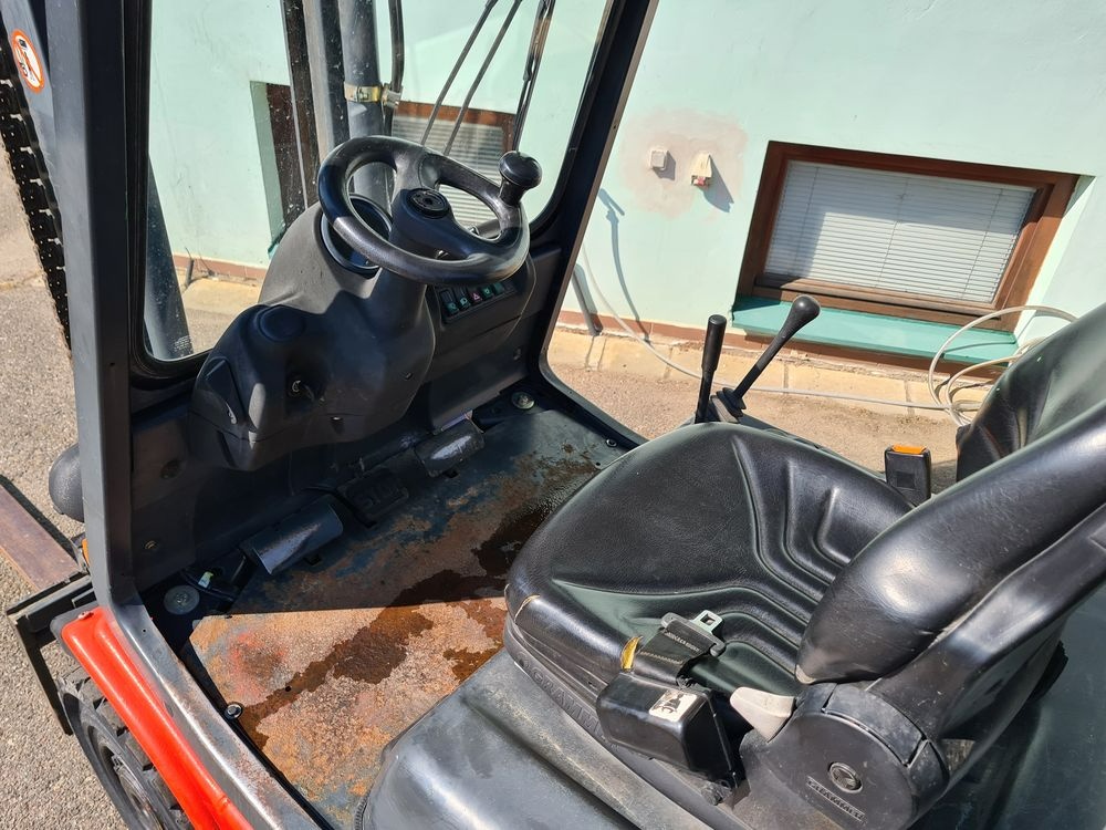 Vysokozdvižný vozík LINDE H25T-03 LPG - 4