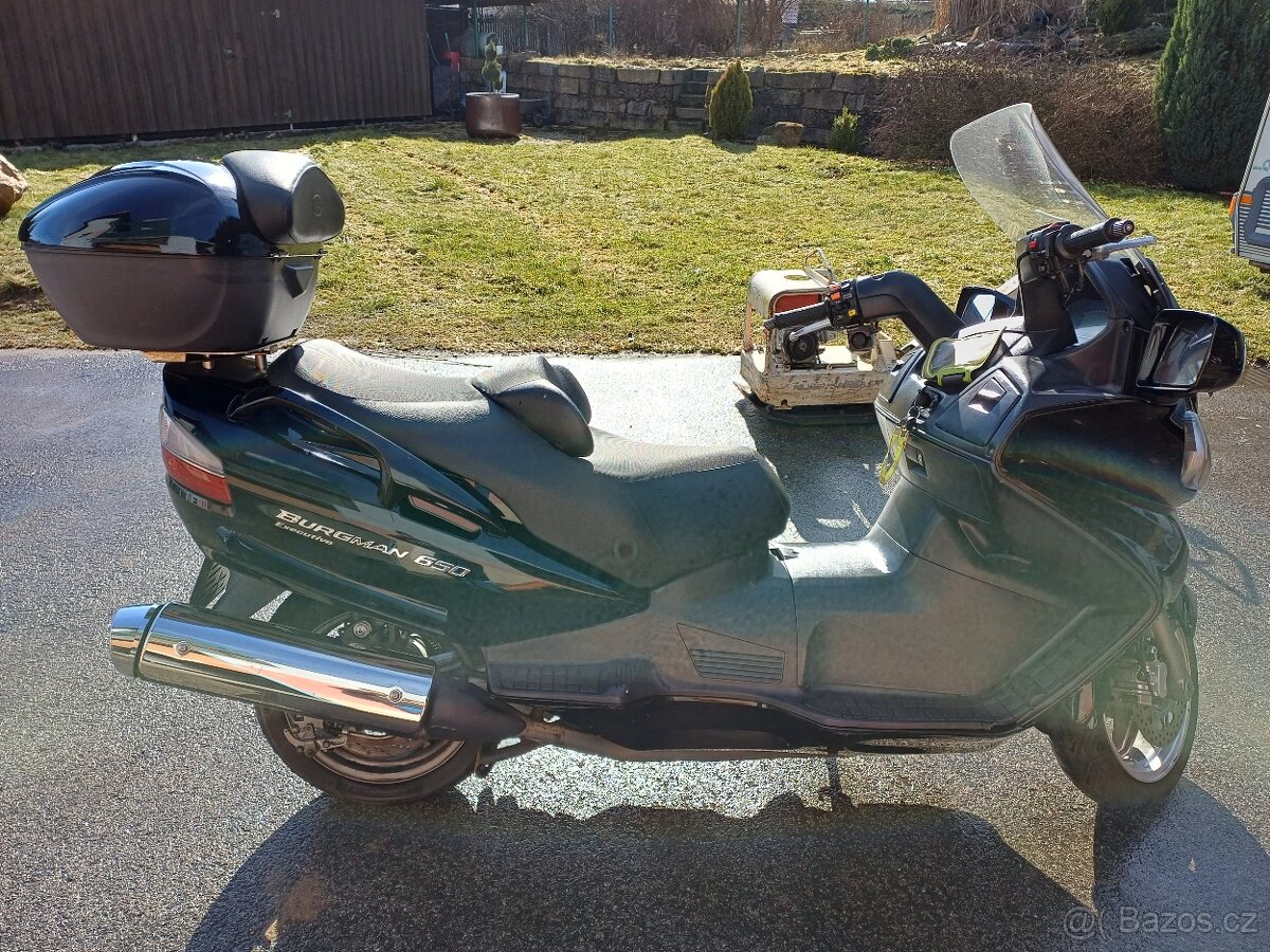 SUZUKI Burgman 650 - 4