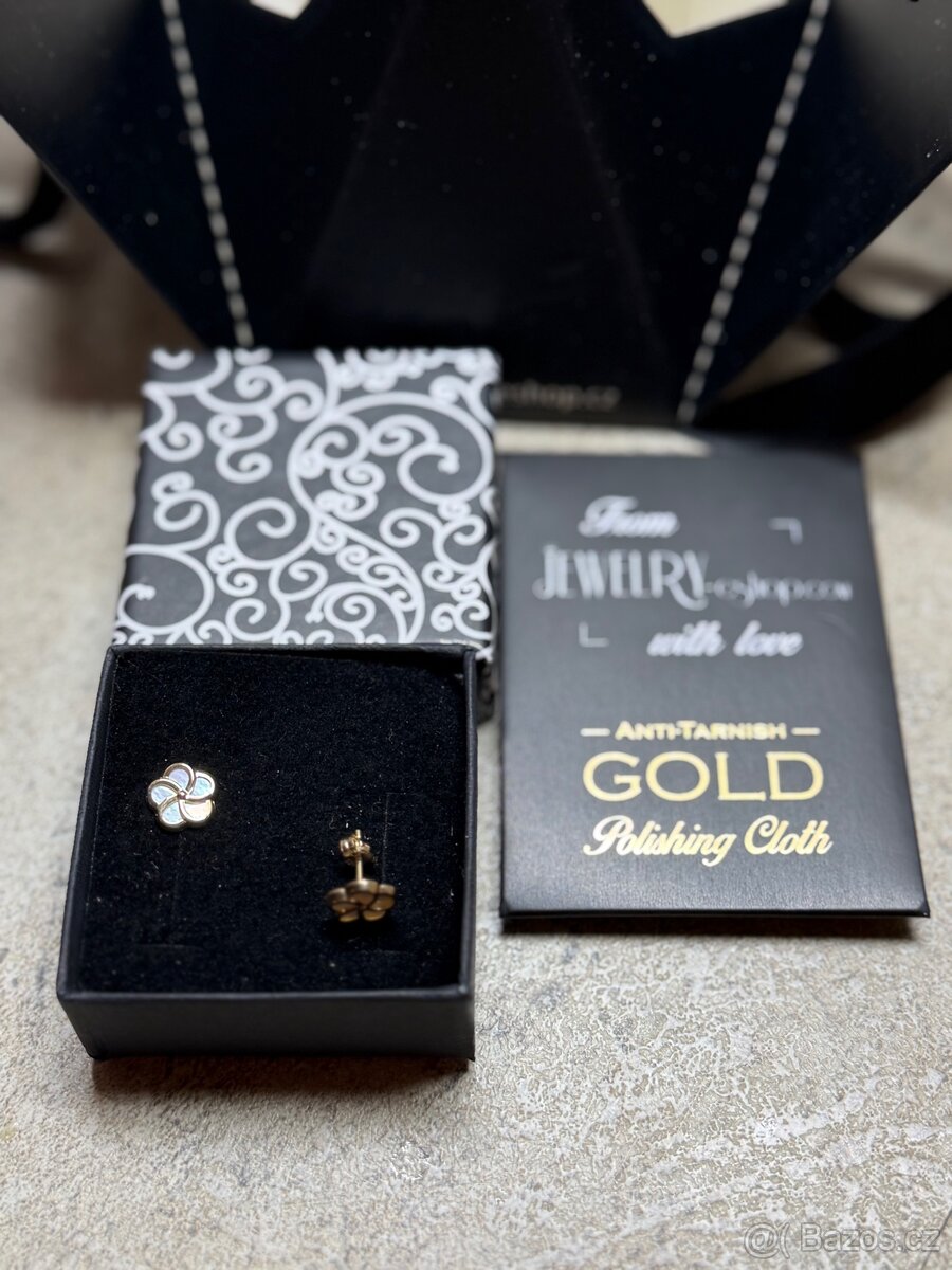 Zlaté náušnice s perletí - 4