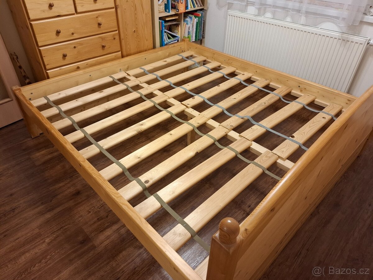 Manželská postel z masivu - 4