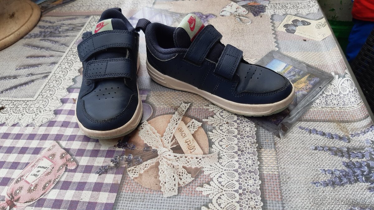 Dívčí boty Nike, vel. 29,5 - 4