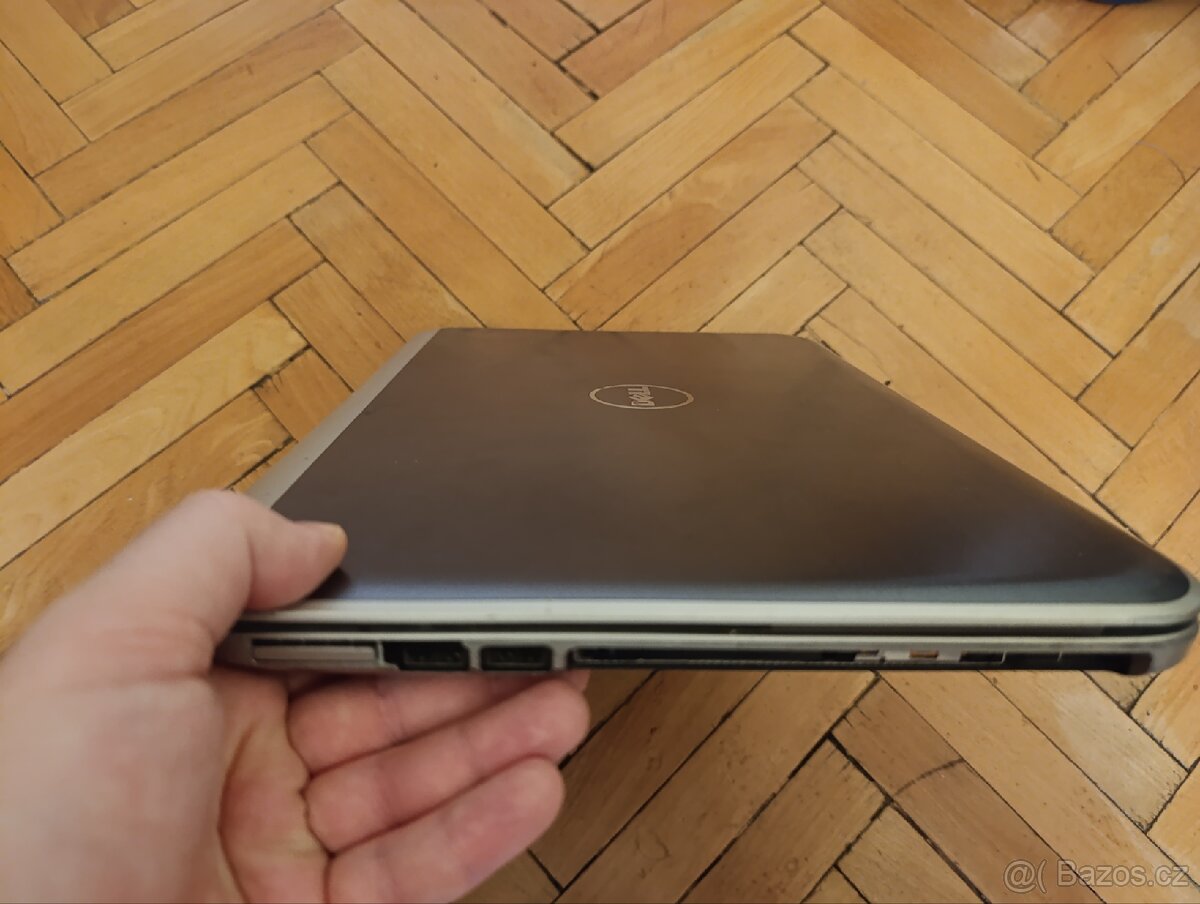 Notebook Dell Inspiron 5523 ve stavu na náhradní díly - 4