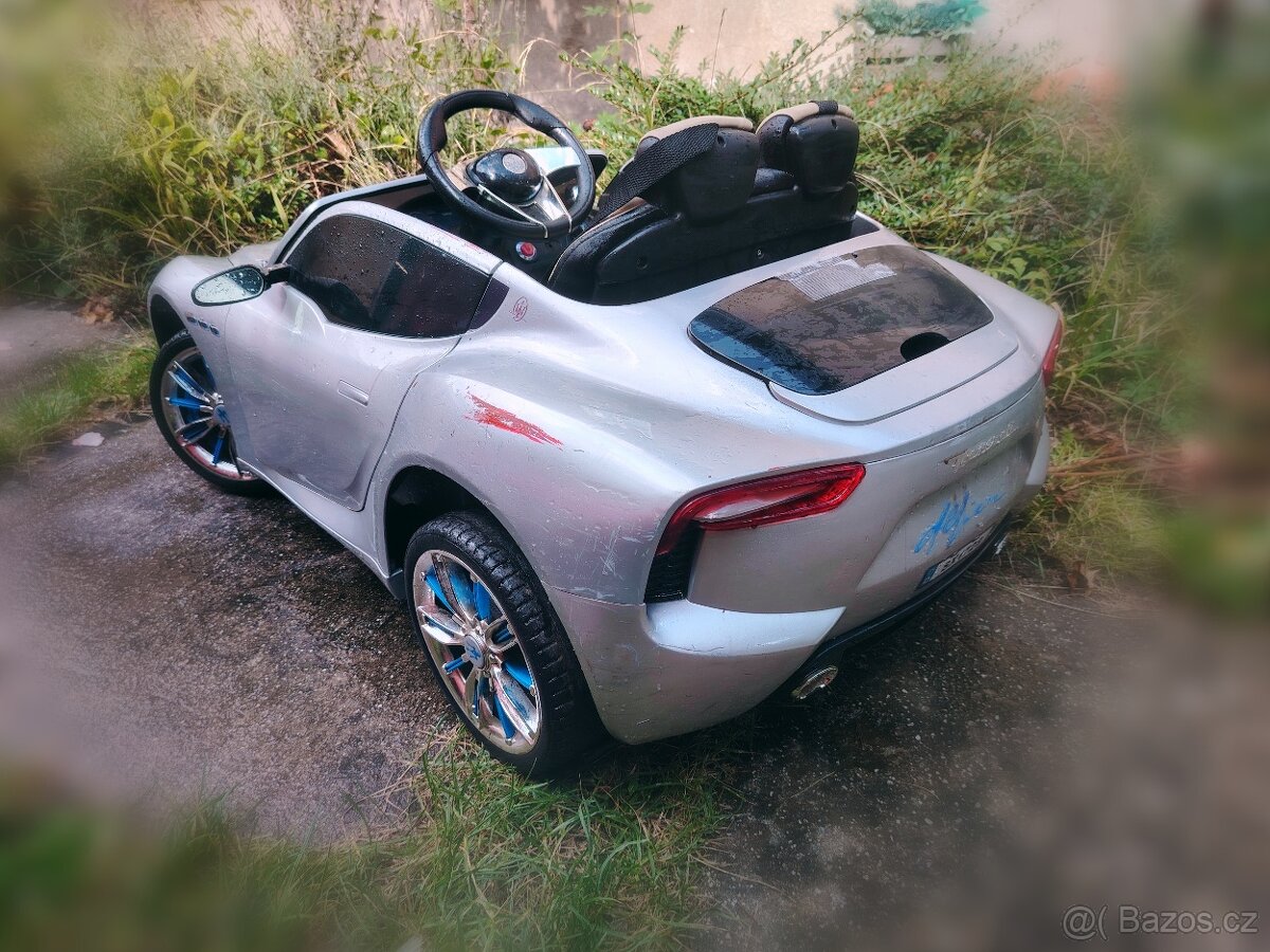 Dětské auto Maserati Alfieri s 2.4G dálkovým ovládáním, - 4