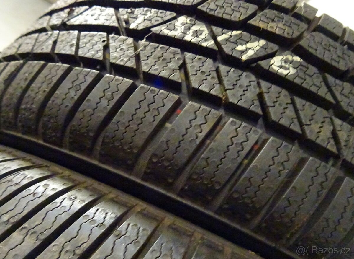 Zimní pneu Continental TS830P, 195/50/16, 2 ks, 8 mm - 4