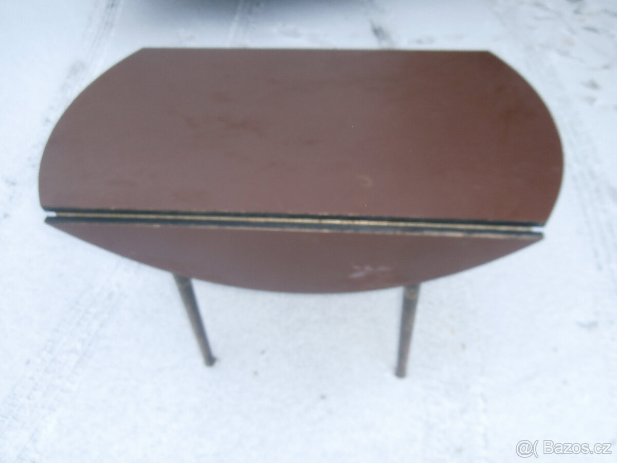 Stůl kulatý RETRO skládací za 500 kč - 4