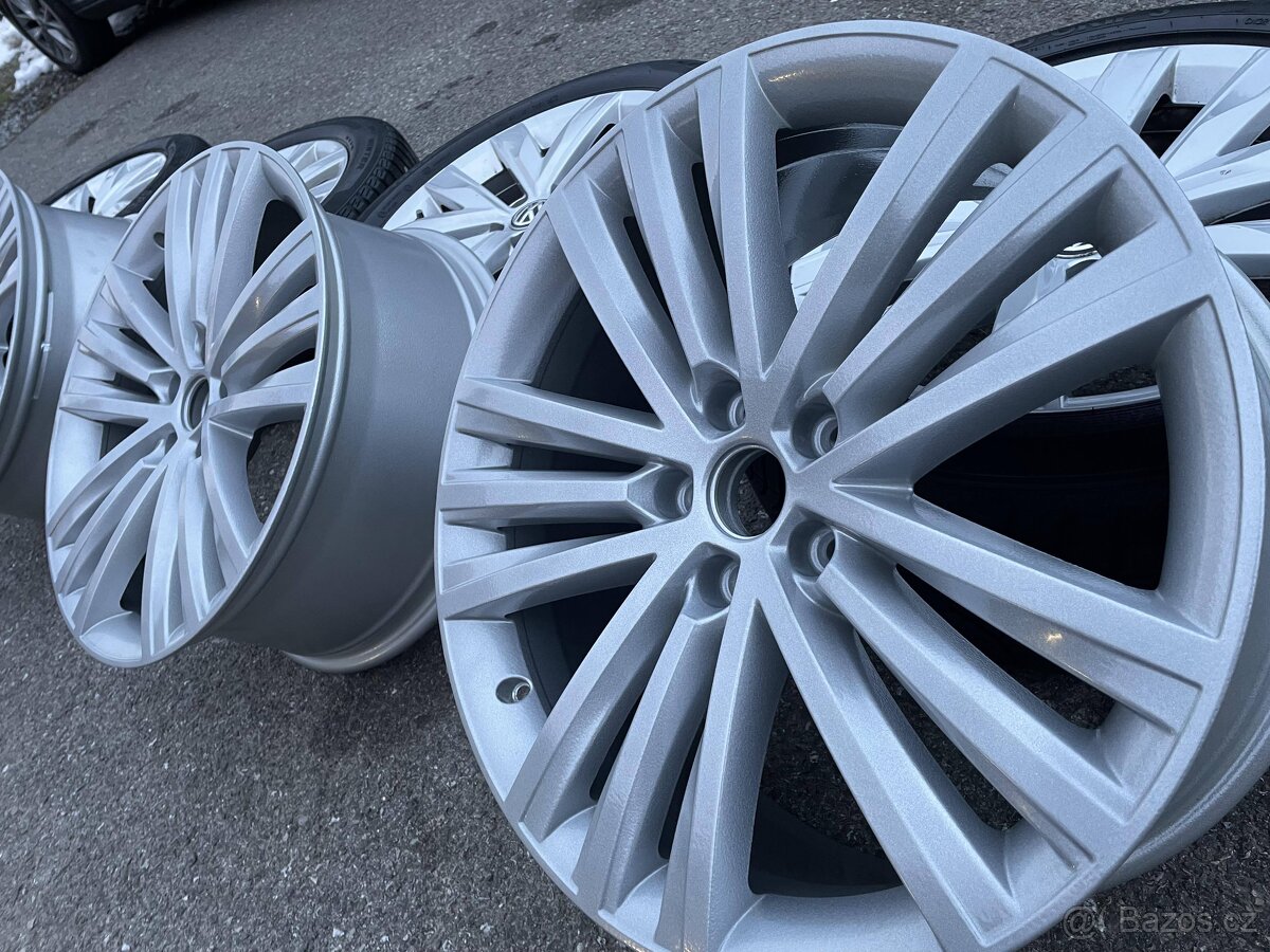 SIRIUS-Silber orig.skoda Superb 3V 5x112 8j x19 ET 44 VW - 4