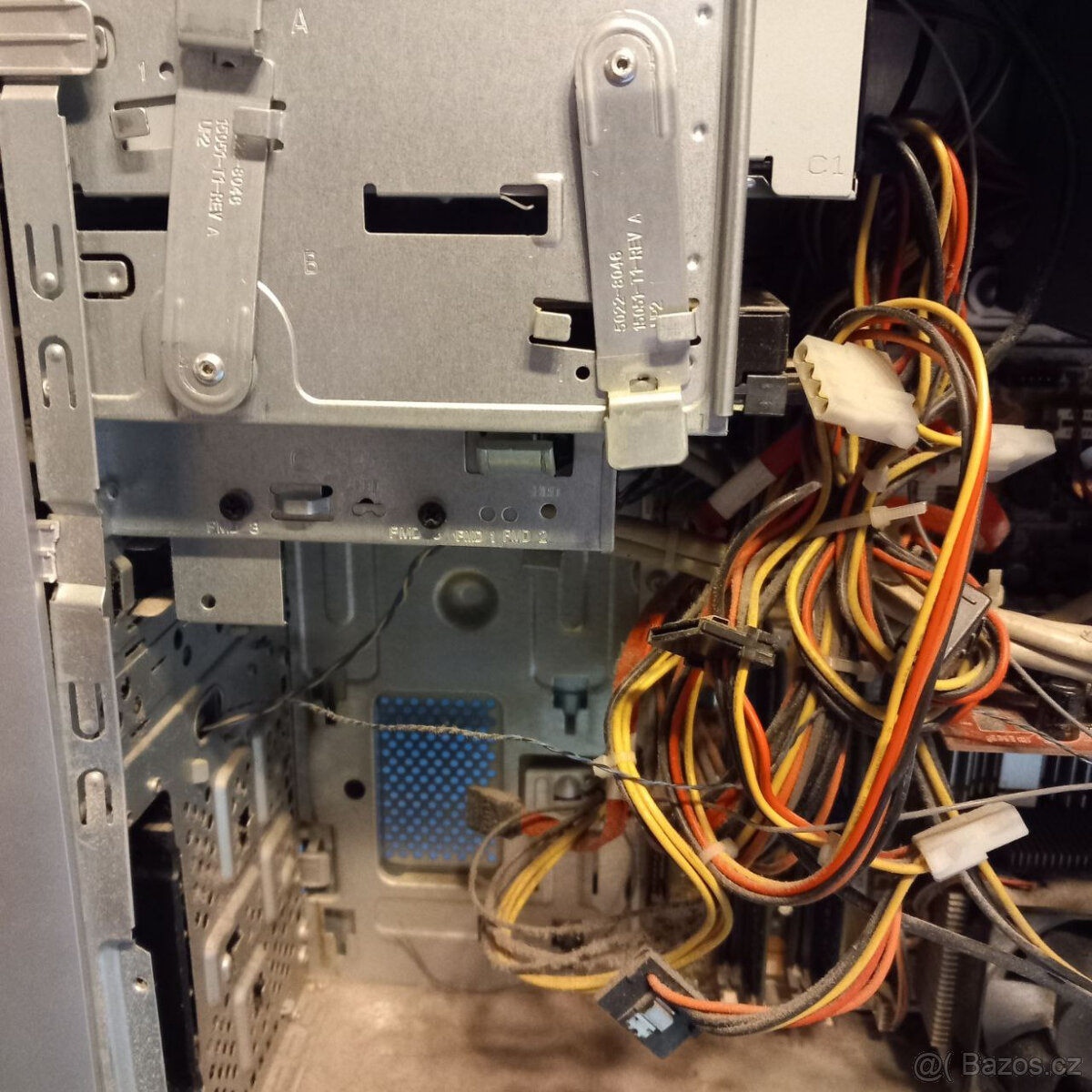 PC stolní počítač HP Pavilion Elite m9462 - PLNĚ FUNKČNÍ - 4