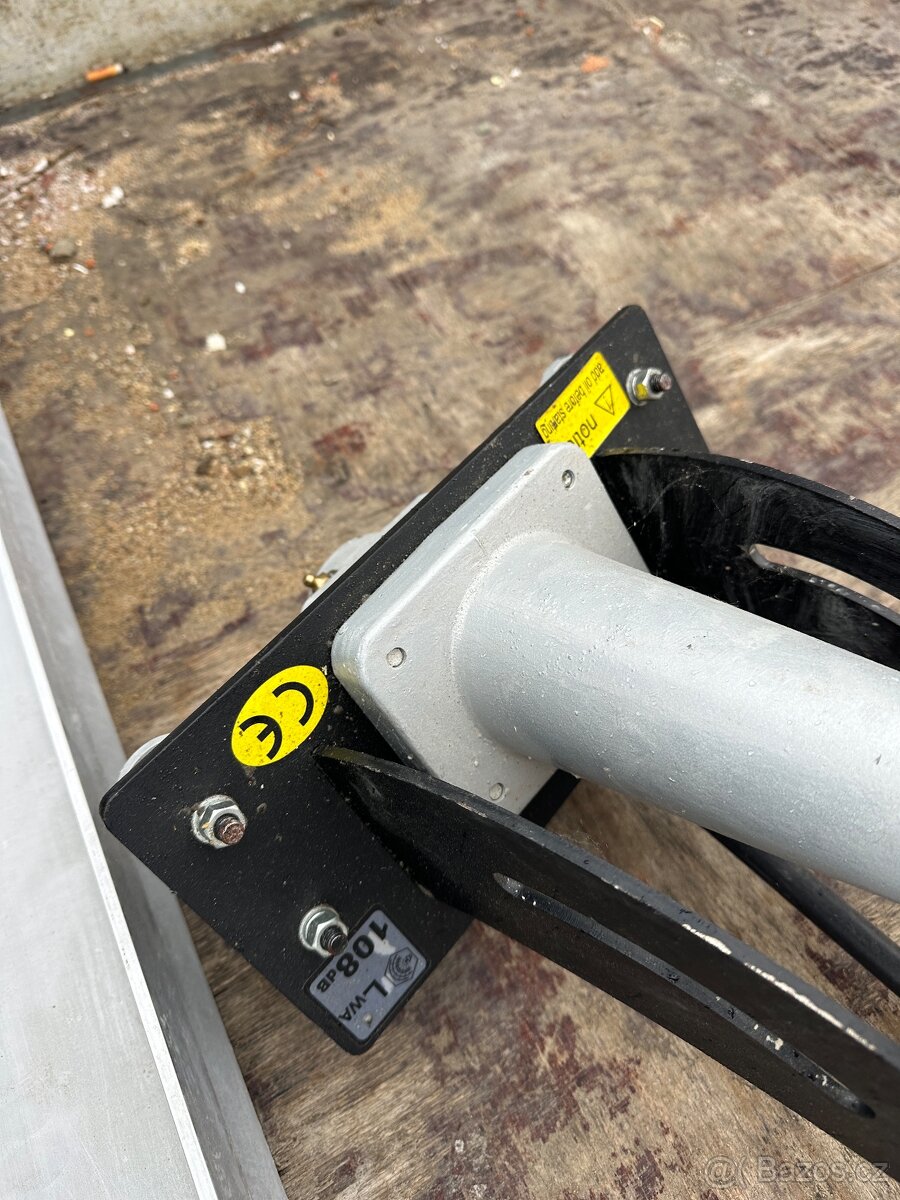 Benzinová vibrační lišta - 4