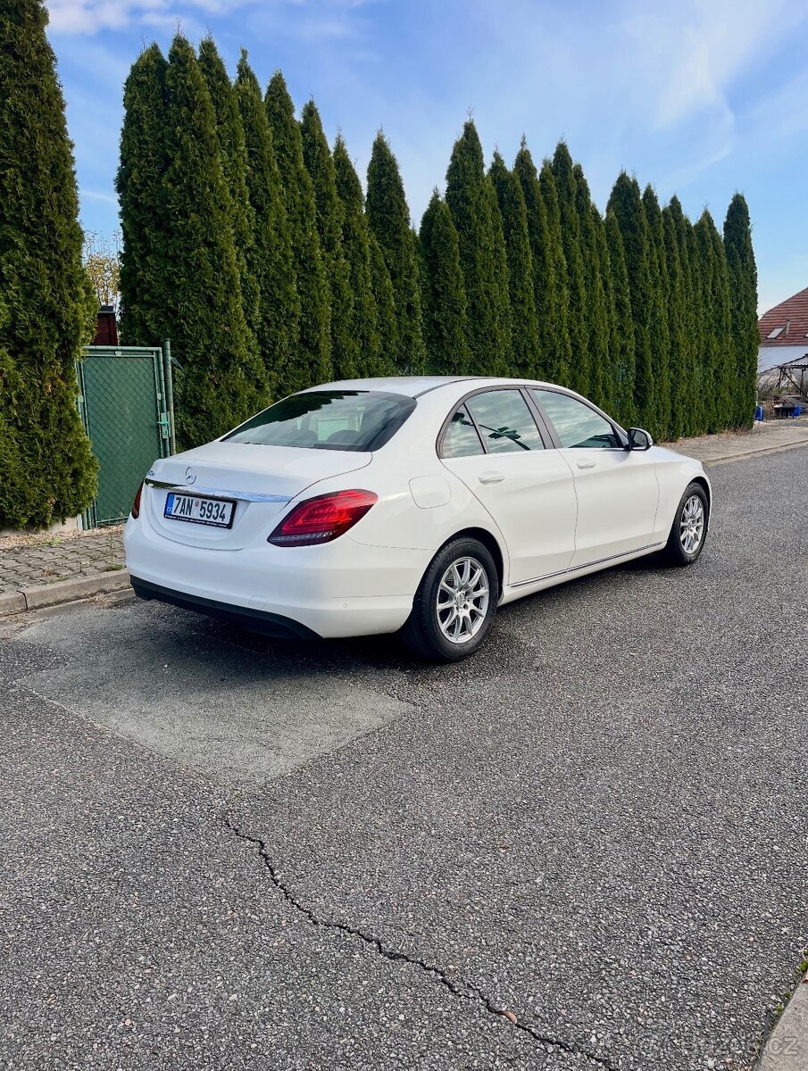 Mercedes Benz C 200D - 4