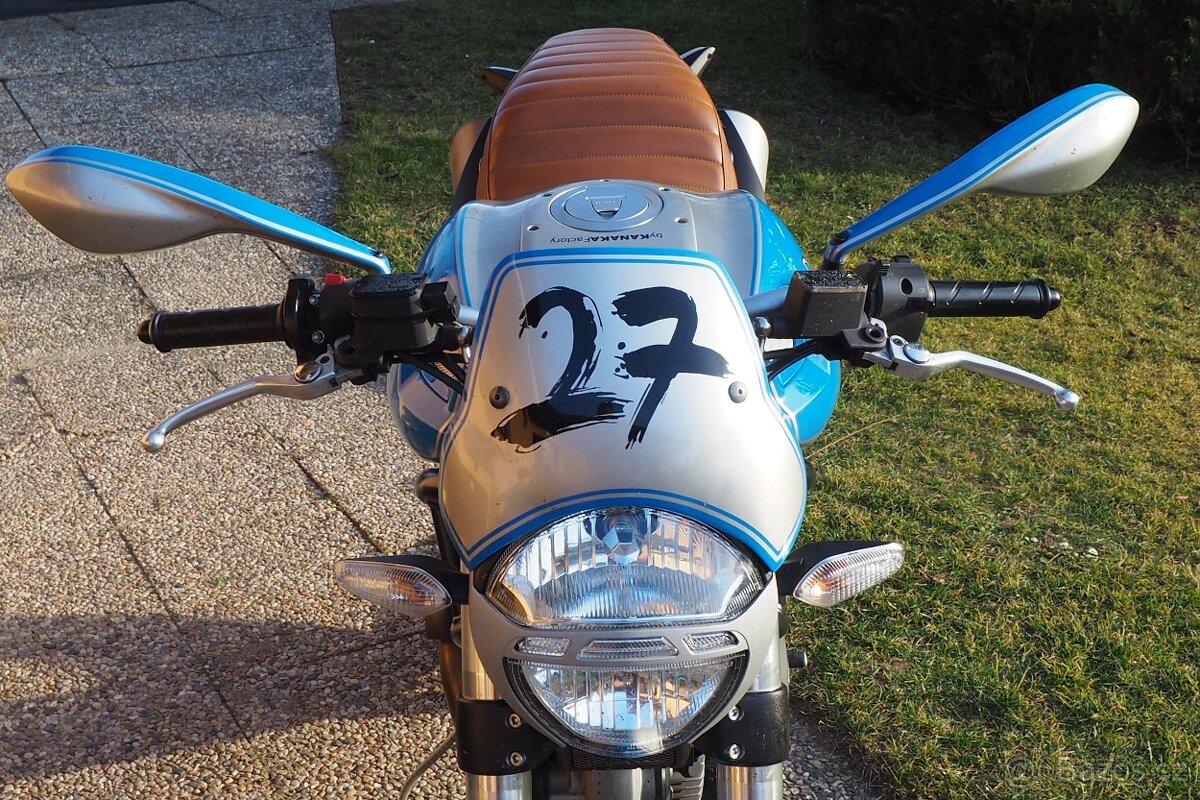Ducati Monster 696 - 4
