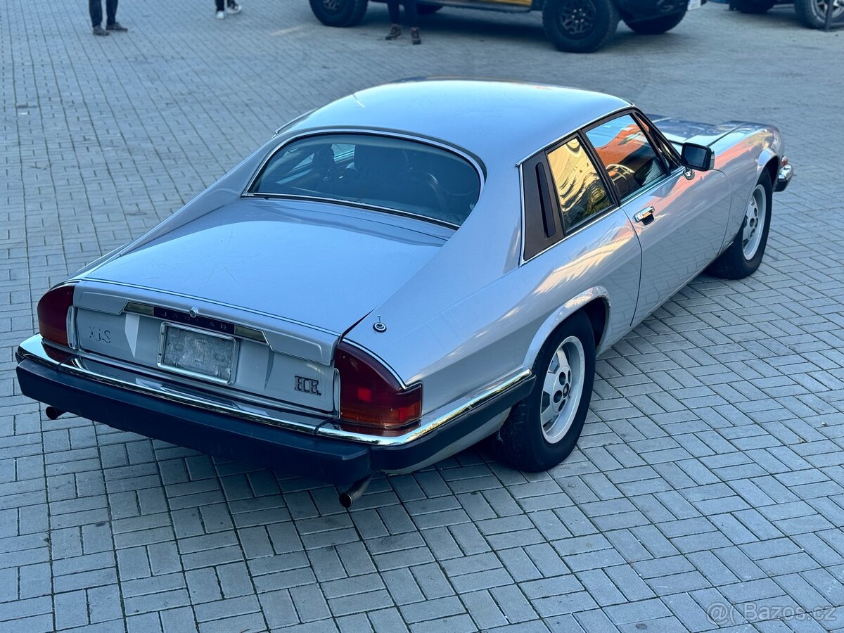 1985 Jaguar XJS V12-5.3L - 4
