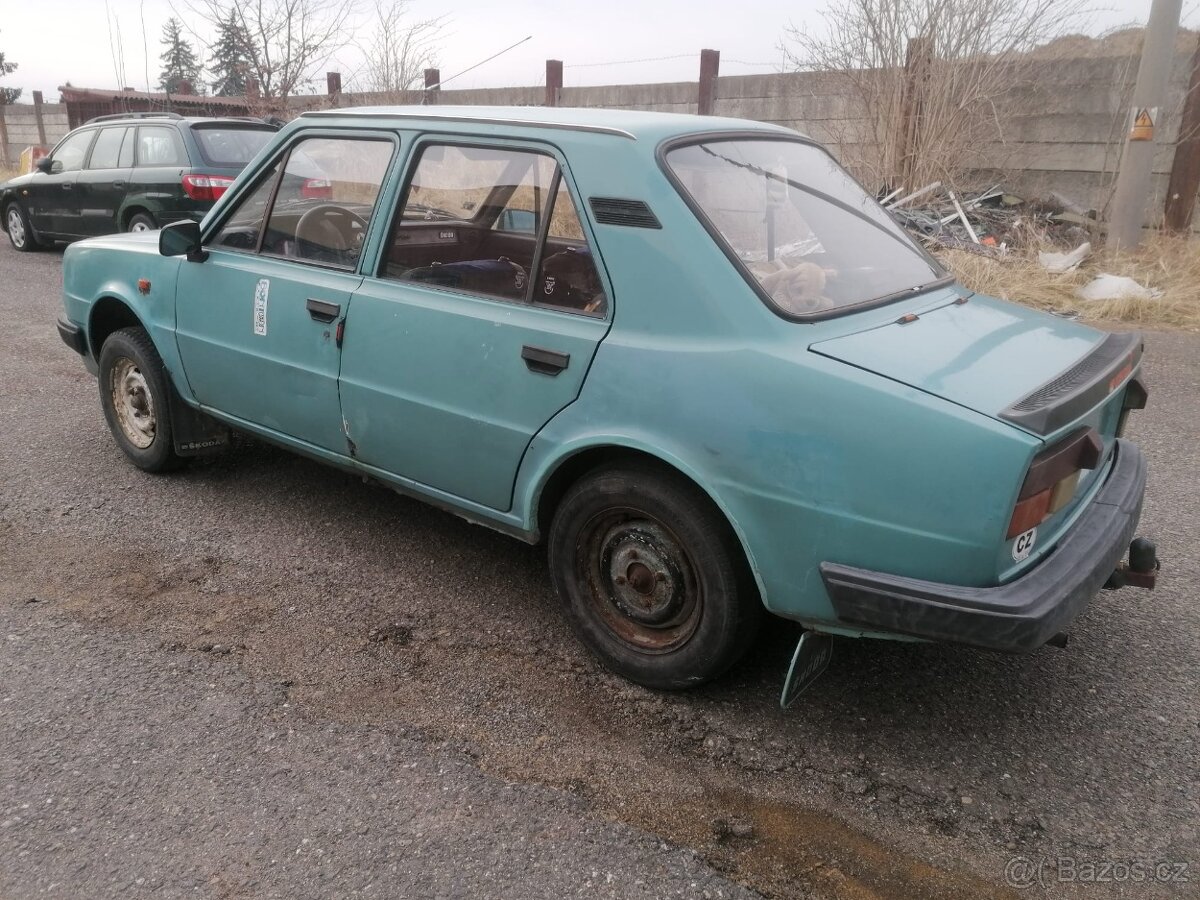 Škoda 105 L - 4