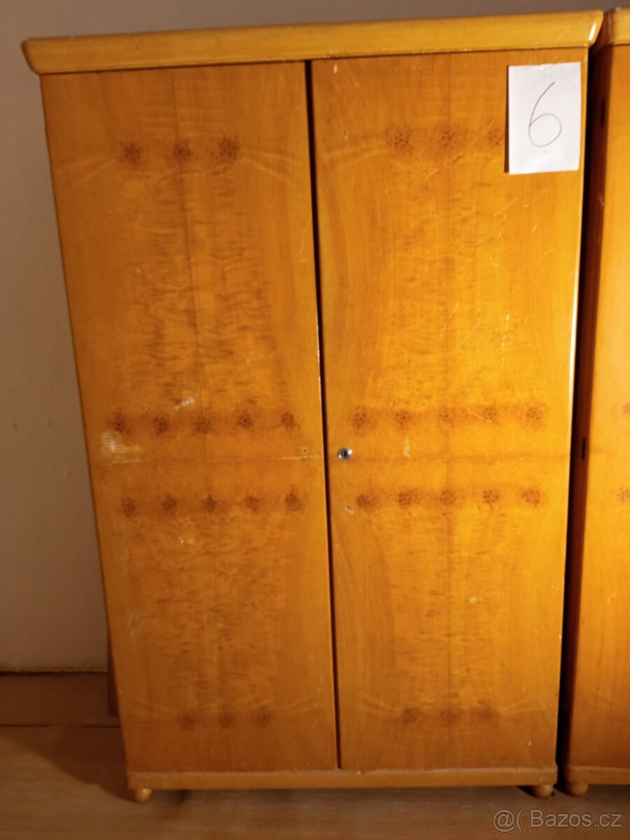 Starožitný nábytek - 4