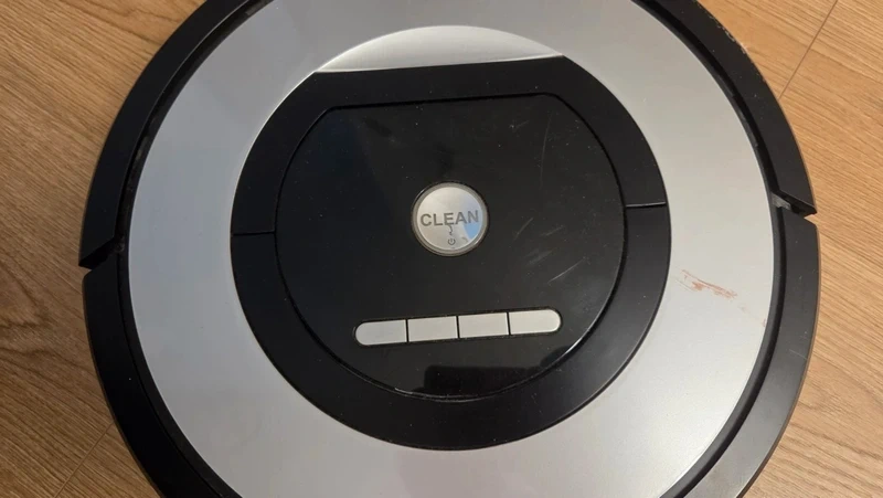 Robotický vysavač iRobot Roomba 774 - 4