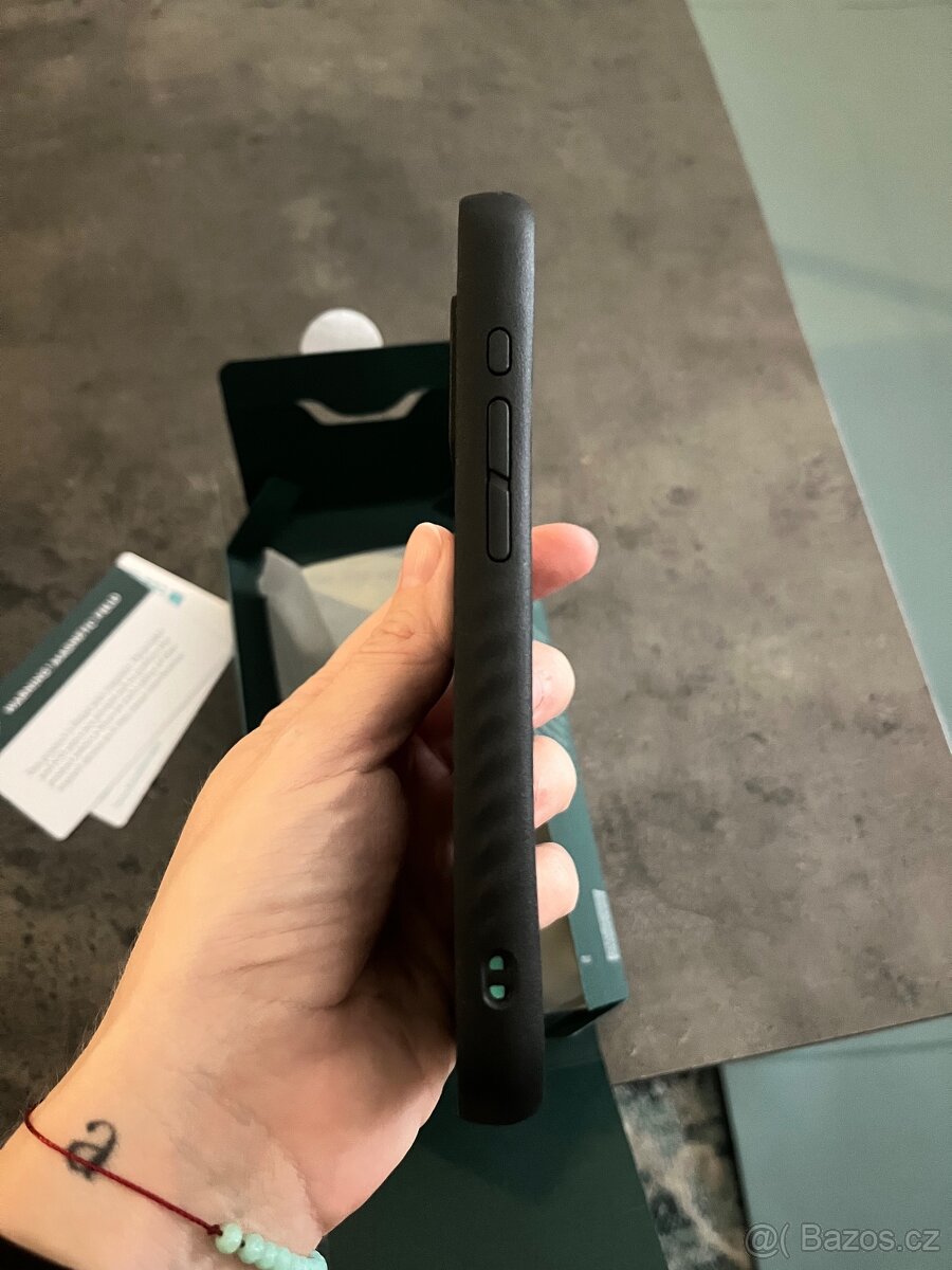 Nový kryt Mous Limitless 5.0 pro iPhone 15 Pro - 4