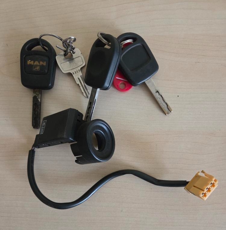 Sada řídicích jednotek MAN TGA - 4