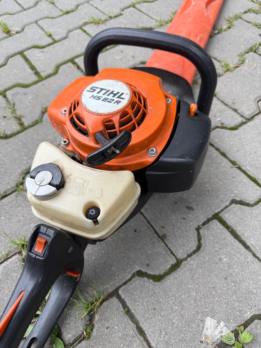 Prodám plotostřih Stihl HS82R - 4