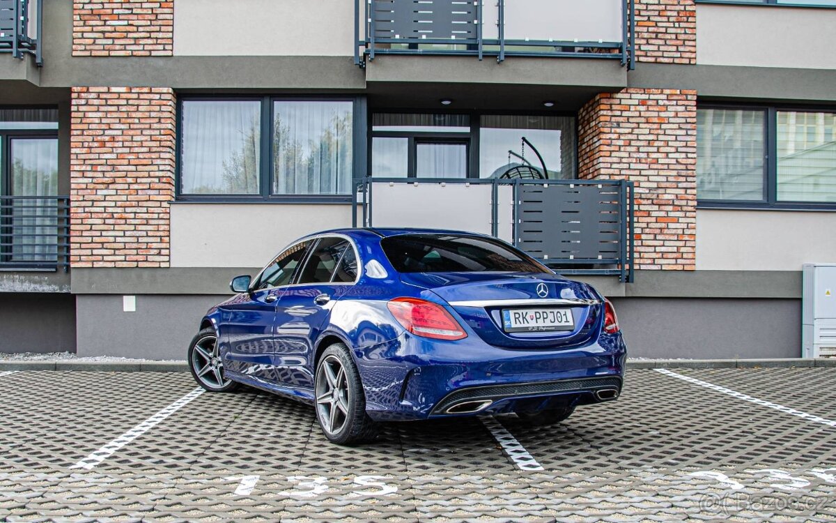 Mercedes-Benz C400 trieda Sedan 4matic A/T - 4