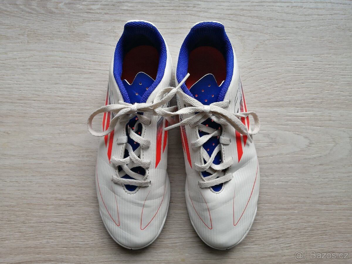 CHLAPECKÉ SÁLOVKY - 4