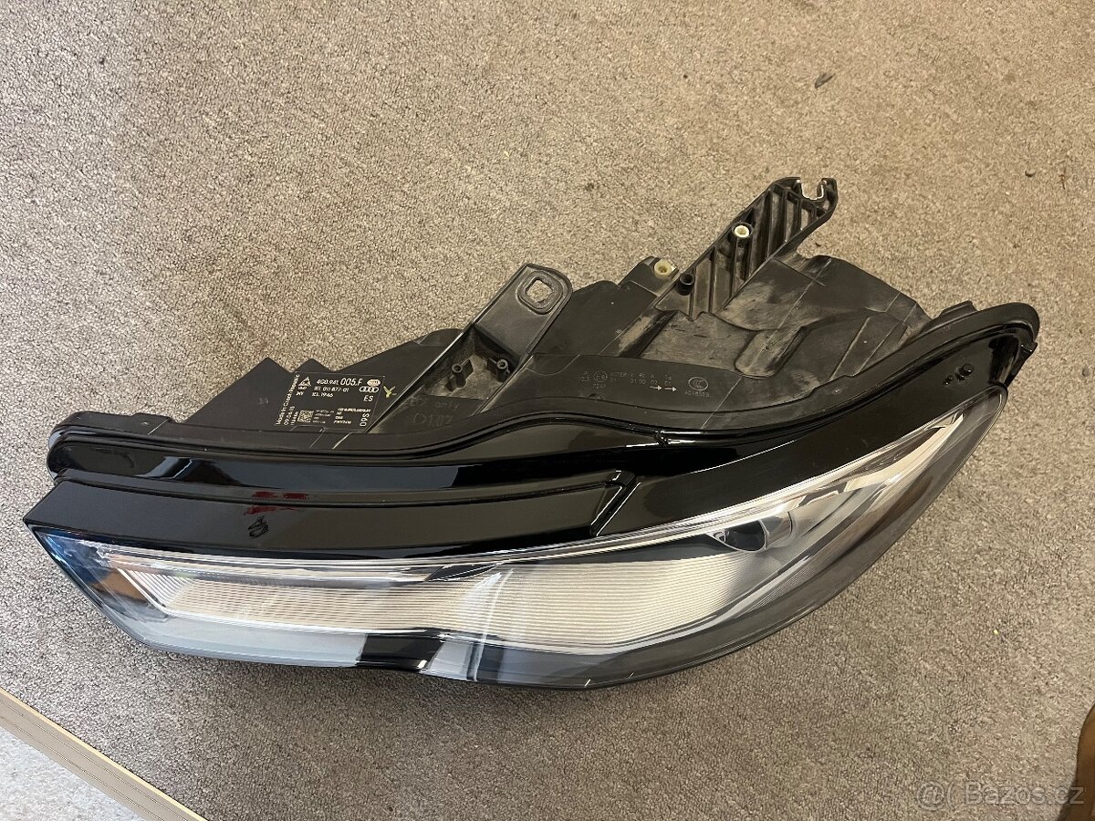 Audi a6 predni svetlo - 4