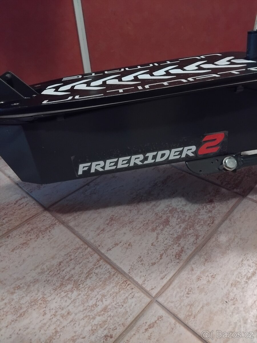Elektrická koloběžka Ultimate Freerider2 - 4