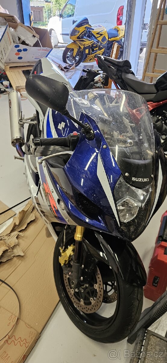 Suzuki GSXR 1000 2004 - 4