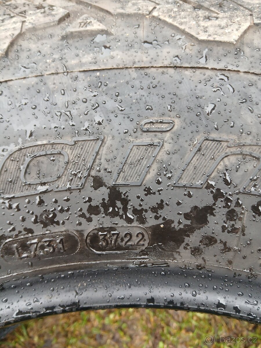 285/70 r17 - 4