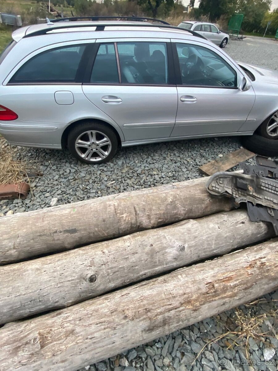 W211 nahradni dily - 4